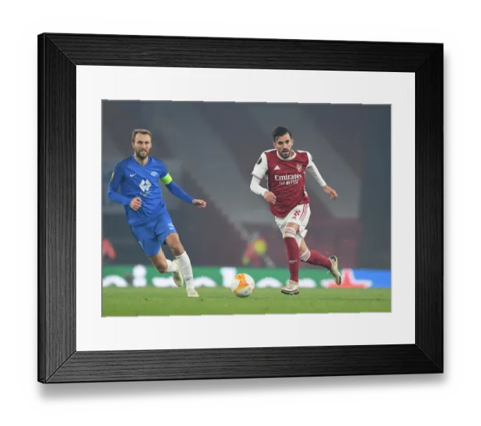 Framed Print : Dani Ceballos in Action: Arsenal vs Molde FK, UEFA Europa League 2021