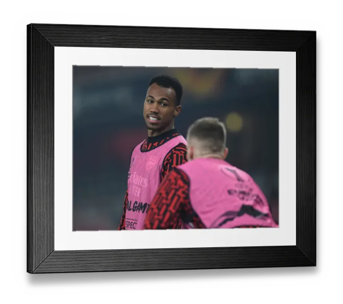 Framed Print : Arsenal's Gabriel Faces Off Against Molde in Europa League Group Stage