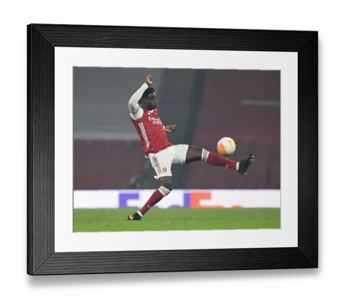 Framed Print : Arsenal's Bukayo Saka Shines: Arsenal vs Molde, Europa League 2020-21 Framed Print : Arsenal's Bukayo Saka Shines: Arsenal vs Molde, Europa League 2020-21