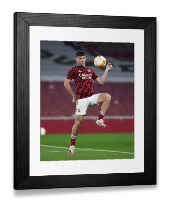 Framed Print : Arsenal FC vs Molde FK: Kieran Tierney Warming Up - UEFA Europa League 2020-21 Framed Print : Arsenal FC vs Molde FK: Kieran Tierney Warming Up - UEFA Europa League 2020-21