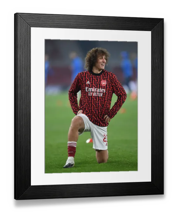 Framed Print : Arsenal FC vs Molde FK: David Luiz Warming Up - UEFA Europa League 2020-21 Framed Print : Arsenal FC vs Molde FK: David Luiz Warming Up - UEFA Europa League 2020-21