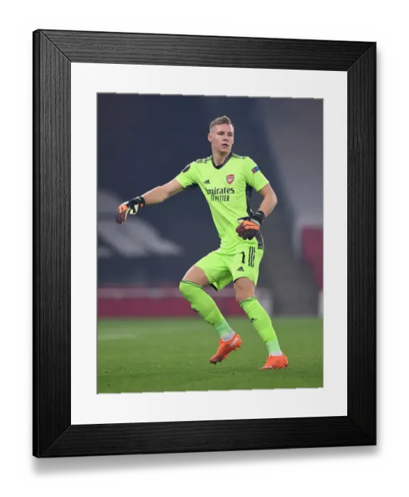 Framed Print : Arsenal's Bernd Leno in Action against Molde FK in UEFA Europa League Framed Print : Arsenal's Bernd Leno in Action against Molde FK in UEFA Europa League