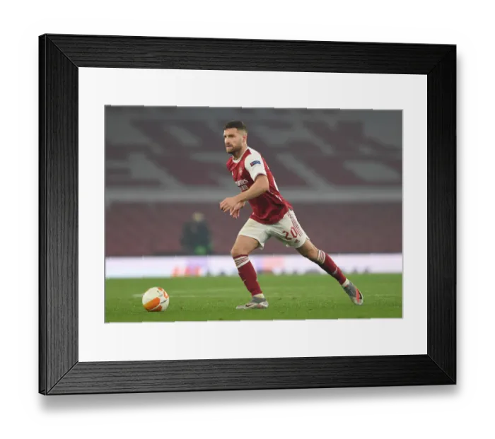 Framed Print : Arsenal's Mustafi in Action: Europa League 2020-21 - Arsenal vs Molde FK Framed Print : Arsenal's Mustafi in Action: Europa League 2020-21 - Arsenal vs Molde FK