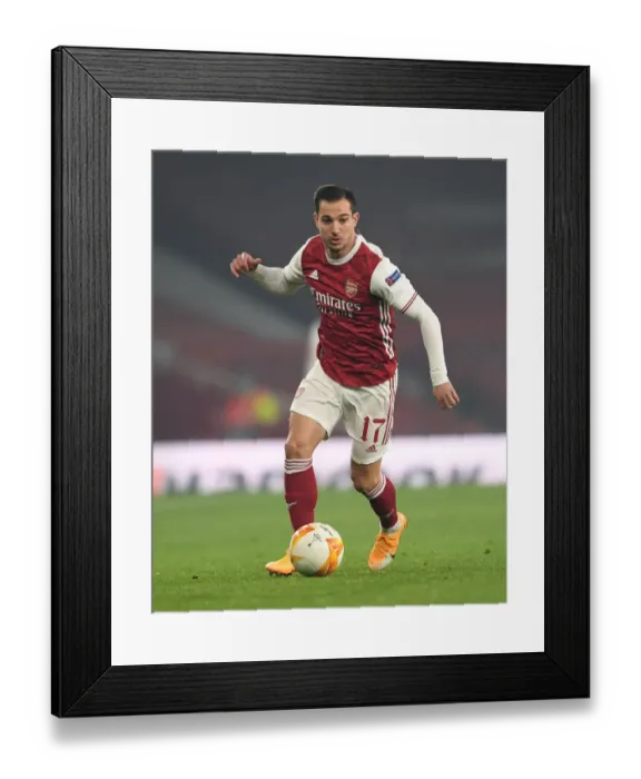 Framed Print : Arsenal FC vs Molde FK: Cedric Soares in Action - UEFA Europa League 2020-21 Framed Print : Arsenal FC vs Molde FK: Cedric Soares in Action - UEFA Europa League 2020-21