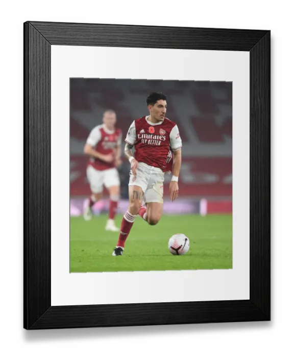 Framed Print : Arsenal vs Aston Villa: Hector Bellerin at Empty Emirates Stadium, Premier League 2020-21 Framed Print : Arsenal vs Aston Villa: Hector Bellerin at Empty Emirates Stadium, Premier League 2020-21
