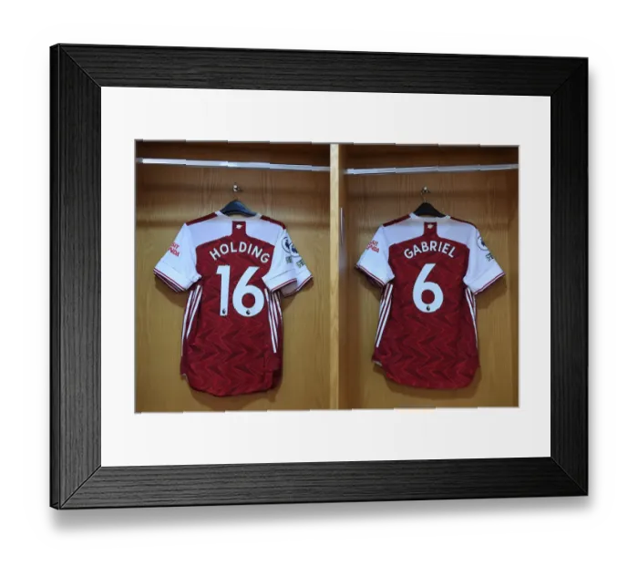 Framed Print : Arsenal Changing Room: Empty Arrows Prepare for Aston Villa Clash Amidst Pandemic
