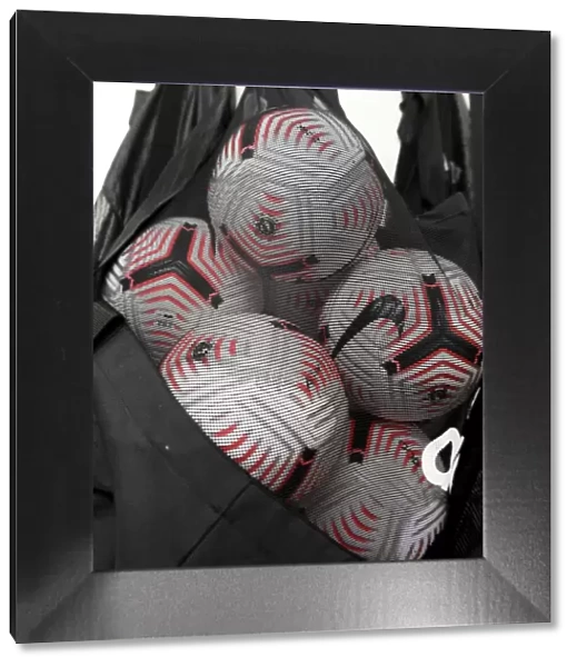 Arsenal Changing Room: Nike Balls for Empty Stands - Arsenal vs Aston Villa, Premier League 2020-21