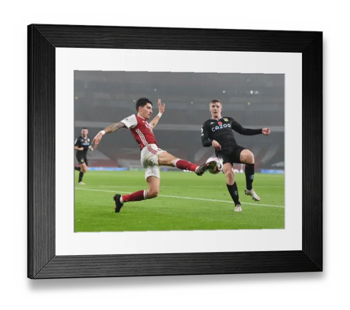 Framed Print : Arsenal vs. Aston Villa: Bellerin vs. Targett in Empty Emirates Stadium, Premier League 2020-21