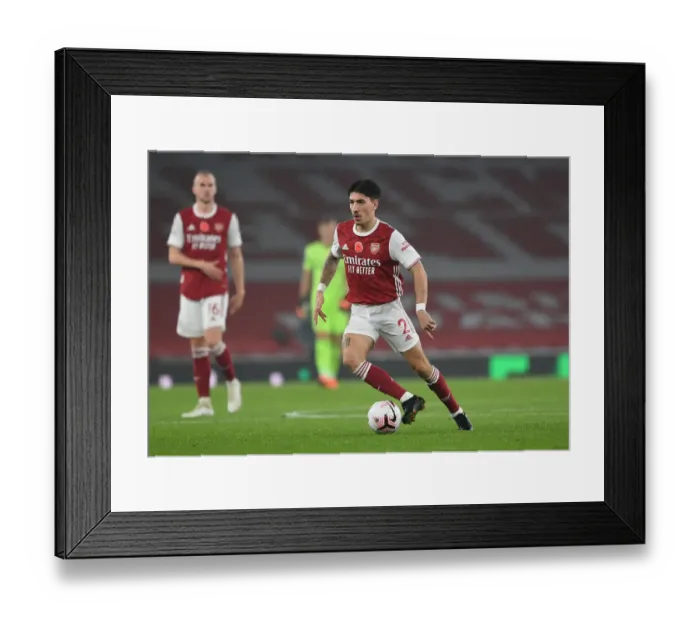 Framed Print : Arsenal's Bellerin in Action against Aston Villa in the 2020-21 Premier League Framed Print : Arsenal's Bellerin in Action against Aston Villa in the 2020-21 Premier League