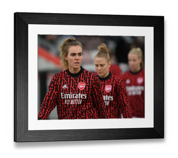 Framed Print : Arsenal's Jill Roord Prepares for Battle: Arsenal Women vs Chelsea Women, Barclays FA WSL