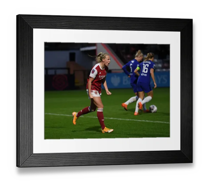 Framed Print : Beth Mead Scores Thrilling Winner for Arsenal Women Against Chelsea in FA WSL Clash