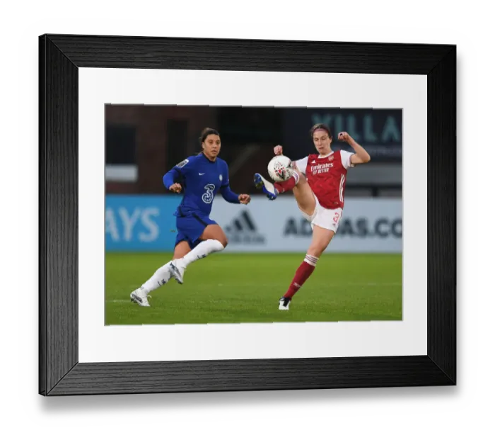 Framed Print : Arsenal's Lotte Wubben-Moy Stands Strong Against Chelsea's Sam Kerr in Intense WSL Showdown