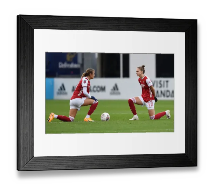 Framed Print : Arsenal Women vs Chelsea Women: Solidarity Kneel at Barclays FA Womens Super League Match