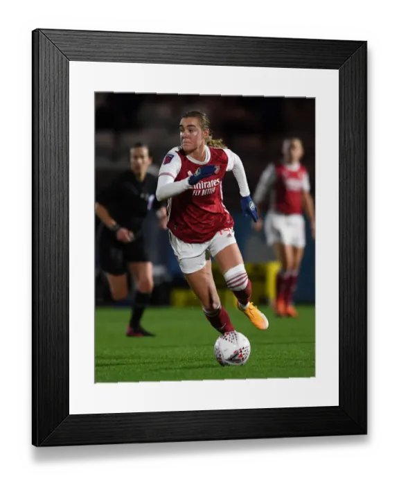 Framed Print : Arsenal Women vs. Tottenham Hotspur Women: FA Womens Continental League Cup Match in Empty Meadow Park Amidst Coronavirus Restrictions