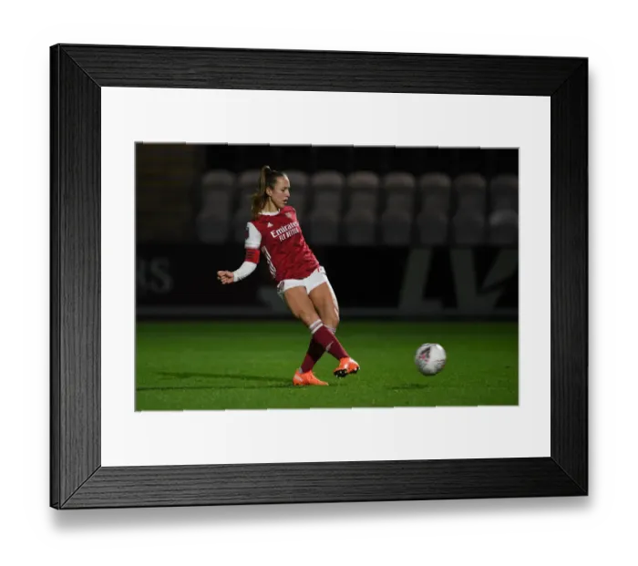 Framed Print : Arsenal Women's Triumph in Penalty Shootout Against Tottenham: FA Womens Continental League Cup Framed Print : Arsenal Women's Triumph in Penalty Shootout Against Tottenham: FA Womens Continental League Cup