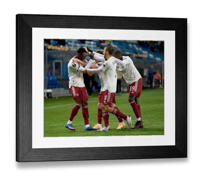 Framed Print : Balogun's Brace Seals Arsenal's 3-0 Europa League Victory over Molde
