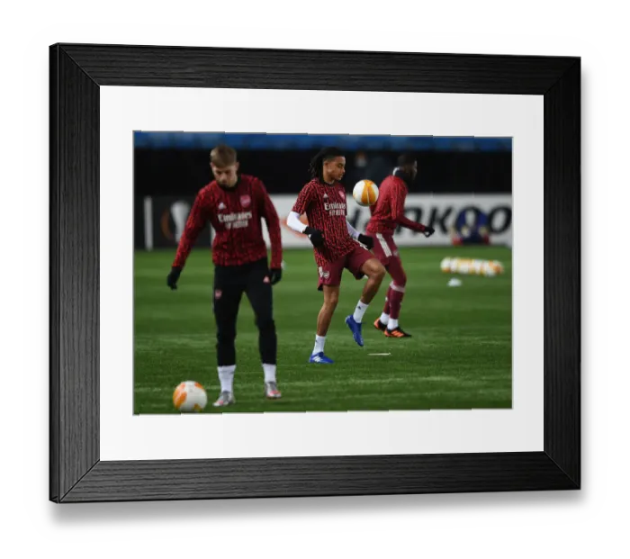 Framed Print : Arsenal FC's Miguel Azeez Warming Up Ahead of Molde FK Clash in Europa League Framed Print : Arsenal FC's Miguel Azeez Warming Up Ahead of Molde FK Clash in Europa League