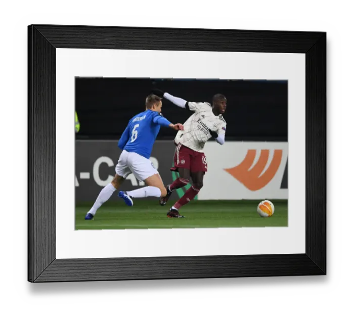 Framed Print : Pepe in Action: Shining for Arsenal in Europa League Clash against Molde FK
