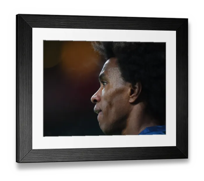 Framed Print : Arsenal's Willian in Europa League Action Against Rapid Wien (Behind Closed Doors)
