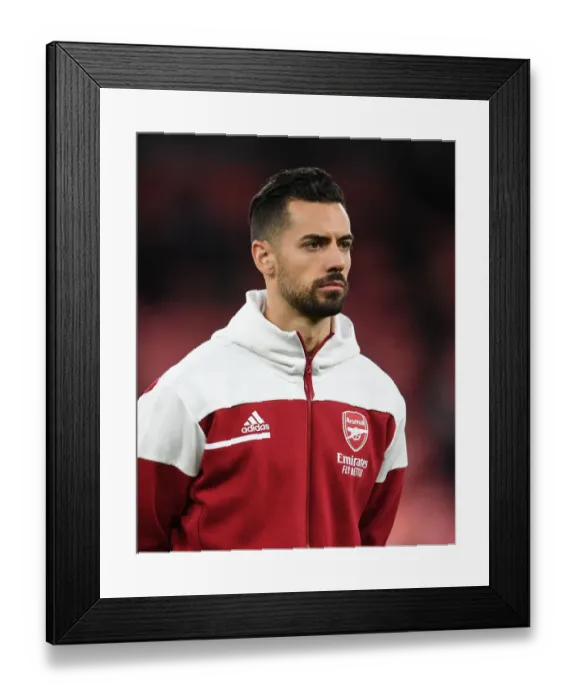 Framed Print : Arsenal's Pablo Mari Prepares for Europa League Clash Against Rapid Wien