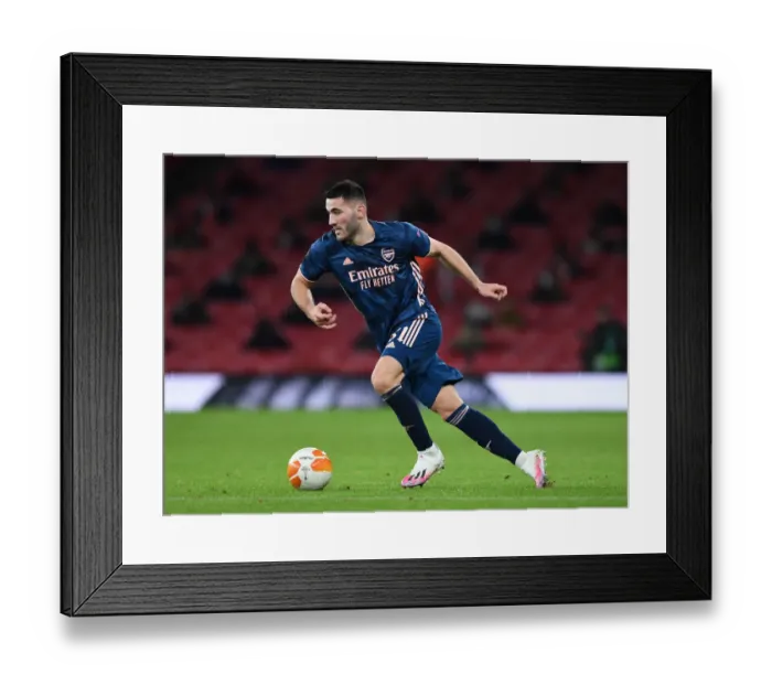 Framed Print : Arsenal's Sead Kolasinac in Action against Rapid Wien in UEFA Europa League