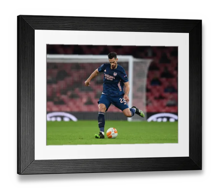 Framed Print : Arsenal's Pablo Mari in Action during UEFA Europa League Match against Rapid Wien Framed Print : Arsenal's Pablo Mari in Action during UEFA Europa League Match against Rapid Wien