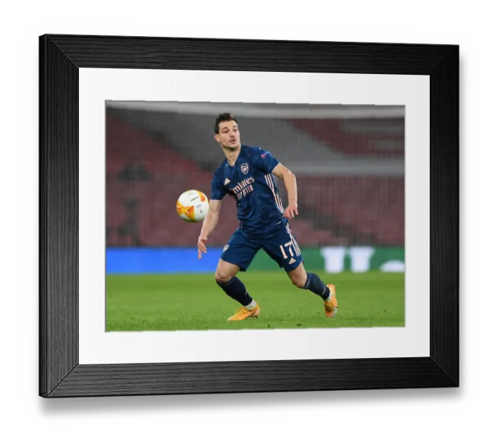 Framed Print : Arsenal's Cedric Soares in Action against Rapid Wien in UEFA Europa League Framed Print : Arsenal's Cedric Soares in Action against Rapid Wien in UEFA Europa League