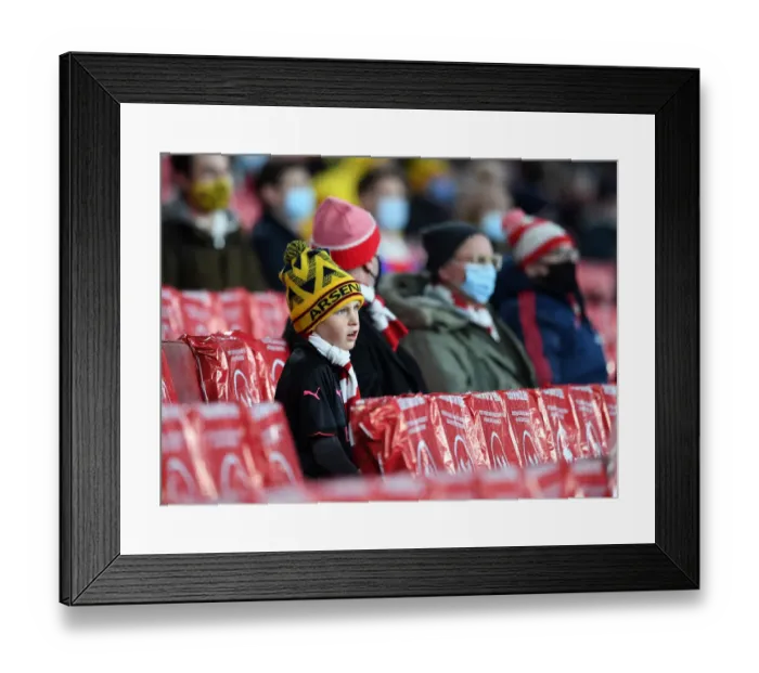 Framed Print : Arsenal Fans Cheer at Emirates Stadium during Europa League Match vs Rapid Wien