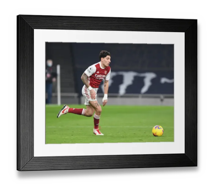 Framed Print : Bellerin vs. Tottenham: Clash of the London Rivals in the 2020-21 Premier League