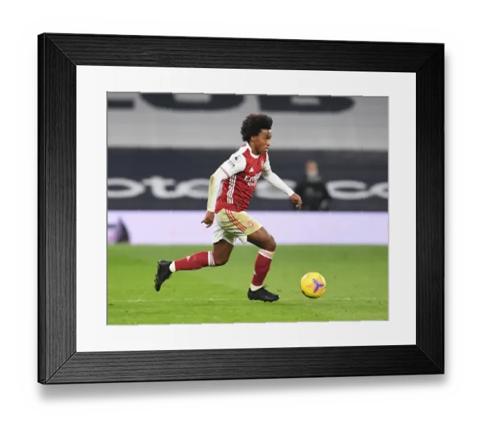 Framed Print : Willian in Action: Arsenal vs. Tottenham Hotspur, Premier League 2020-21 Framed Print : Willian in Action: Arsenal vs. Tottenham Hotspur, Premier League 2020-21