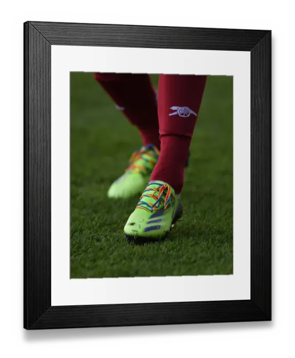 Framed Print : Arsenal's Vivianne Miedema Shows Support for Rainbow Laces Campaign in FA WSL Match