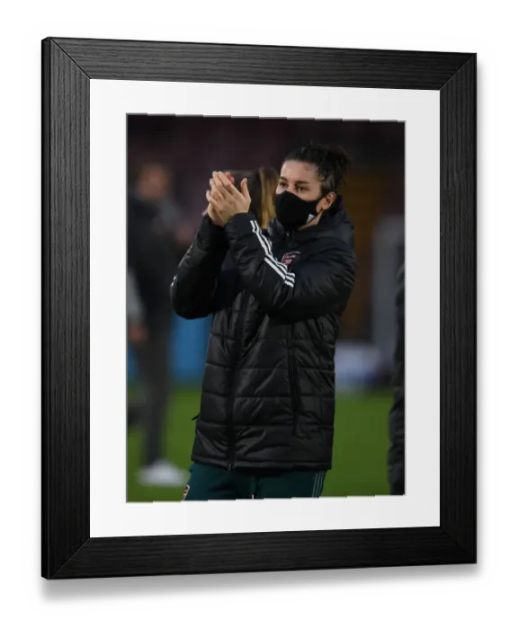Framed Print : Arsenal Women Triumph Over Birmingham City: Jennifer Beattie Celebrates FA WSL Victory