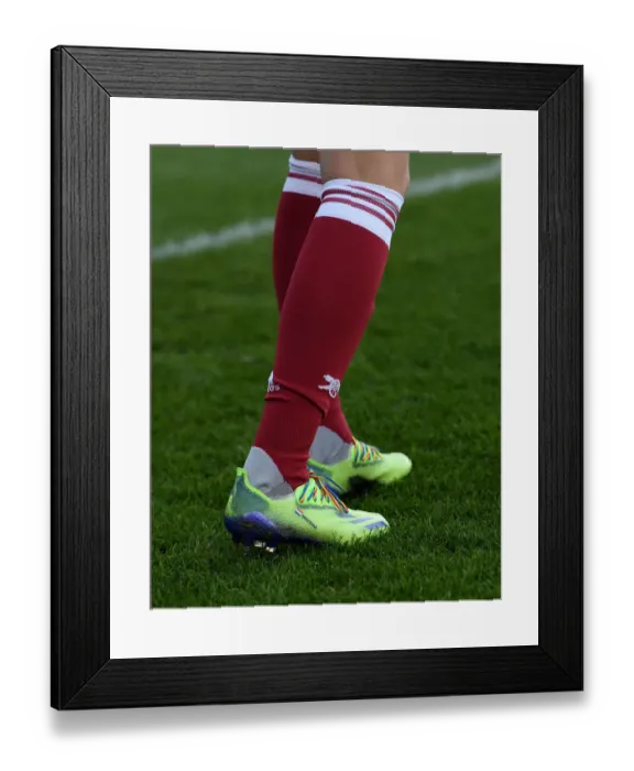 Framed Print : Arsenal's Vivianne Miedema Supports Rainbow Laces Campaign at Arsenal Women vs Birmingham City Women (2020-21) Framed Print : Arsenal's Vivianne Miedema Supports Rainbow Laces Campaign at Arsenal Women vs Birmingham City Women (2020-21)