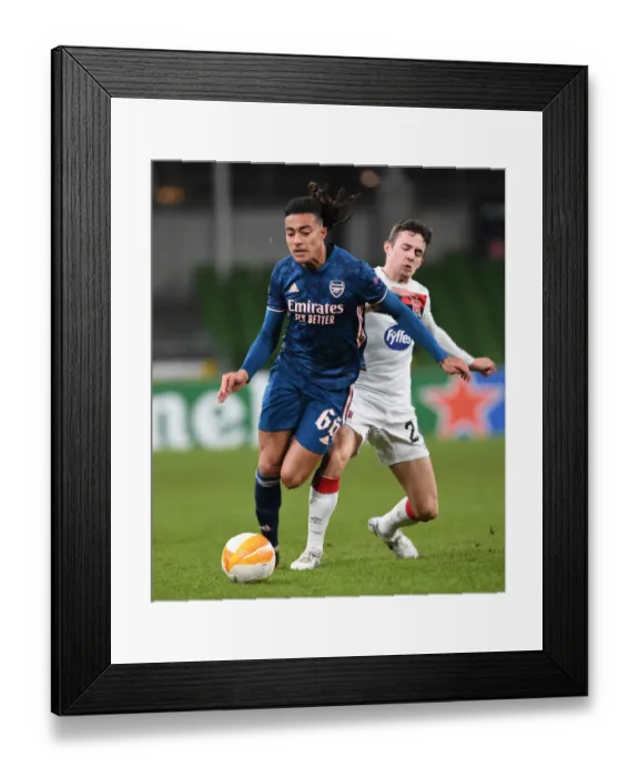 Framed Print : Miguel Azeez Scores Dramatic Europa League Goal for Arsenal against Dundalk