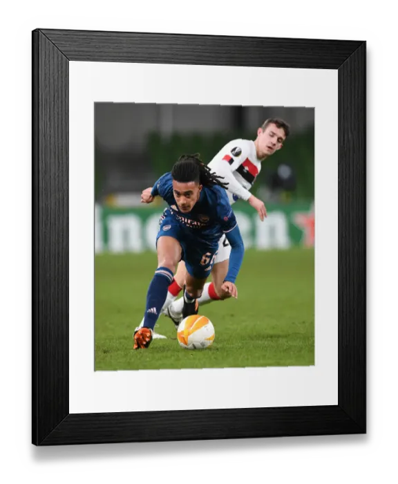Framed Print : Arsenal's Miguel Azeez Scores Dramatic Goal in Europa League Victory over Dundalk