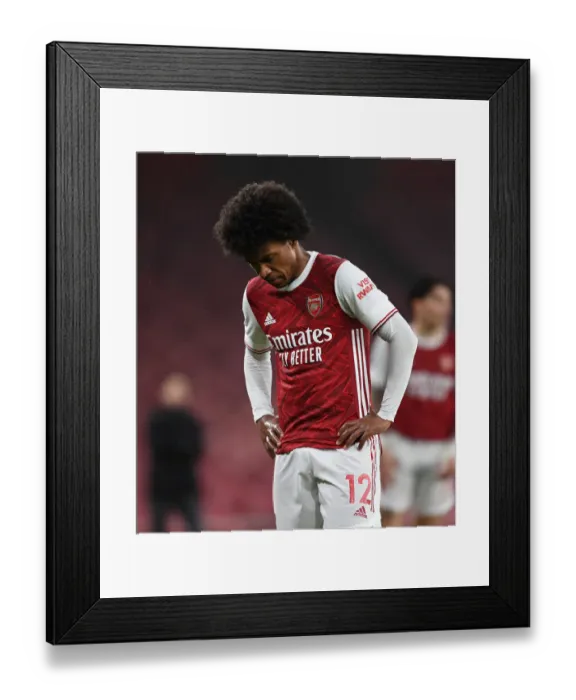 Framed Print : Arsenal vs Burnley: Willian at Emirates Stadium (Premier League 2020-21) Framed Print : Arsenal vs Burnley: Willian at Emirates Stadium (Premier League 2020-21)