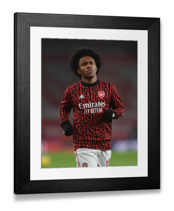 Framed Print : Willian's Pre-Game Ritual: Arsenal Readies for Burnley Battle at Emirates Stadium