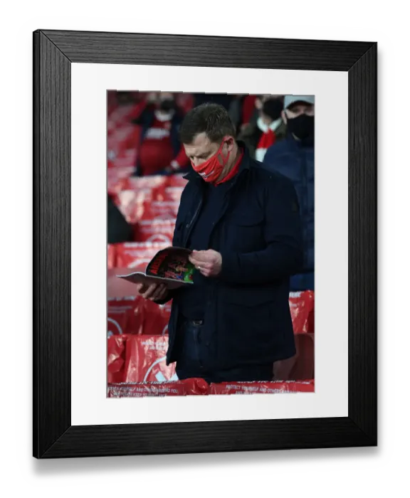 Framed Print : Arsenal vs Burnley: Fans Eager Anticipation at Emirates Stadium, 2020-21 Premier League Framed Print : Arsenal vs Burnley: Fans Eager Anticipation at Emirates Stadium, 2020-21 Premier League