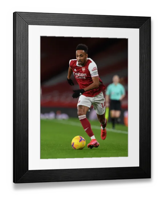 Framed Print : Arsenal's Aubameyang Shines in Arsenal vs Southampton Premier League Clash (December 2020)
