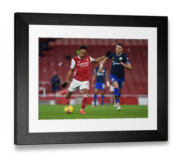 Framed Print : Arsenal's Aubameyang Scores in Premier League Clash Against Southampton (December 2020) Framed Print : Arsenal's Aubameyang Scores in Premier League Clash Against Southampton (December 2020)