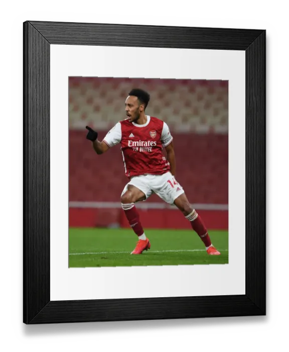 Framed Print : Aubameyang's Winning Goal: Arsenal Secures Premier League Victory over Southampton