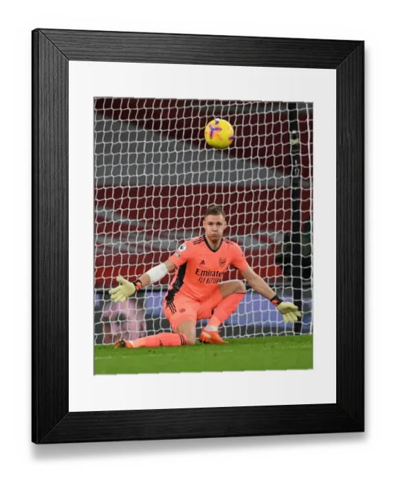 Framed Print : Arsenal's Bernd Leno in Action: Arsenal vs. Southampton (Premier League 2020-21)