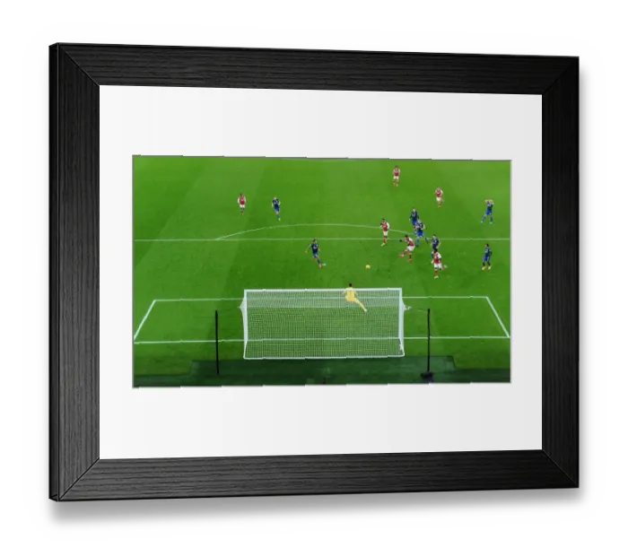 Framed Print : Aubameyang Strikes: Arsenal Secures Victory Over Southampton in Premier League 2020-21