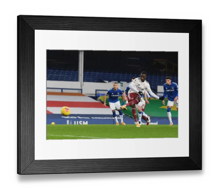Framed Print : Pepe Scores Penalty: Everton vs Arsenal, Premier League 2020-21 Framed Print : Pepe Scores Penalty: Everton vs Arsenal, Premier League 2020-21