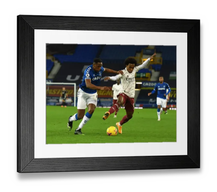 Framed Print : Willian vs Mina: A Premier League Rivalry Ignites - Everton vs Arsenal, 2020-21 Framed Print : Willian vs Mina: A Premier League Rivalry Ignites - Everton vs Arsenal, 2020-21