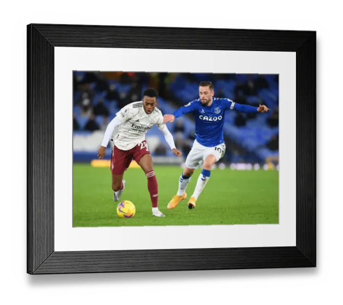 Framed Print : Joe Willock Breaks Past Gylfi Sigurdsson: Everton vs Arsenal, Premier League 2020-21 Framed Print : Joe Willock Breaks Past Gylfi Sigurdsson: Everton vs Arsenal, Premier League 2020-21