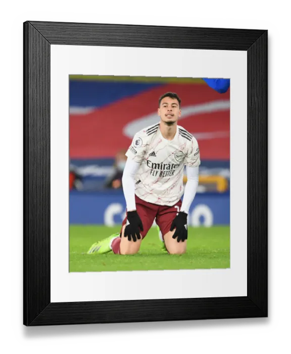 Framed Print : Gabriel Martinelli in Action: Everton vs Arsenal, Premier League 2020-21
