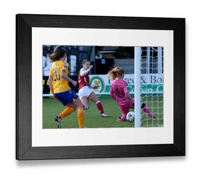 Framed Print : Arsenal Women vs Everton Women: Caitlin Foord Scores in FA WSL Clash (December 2020)