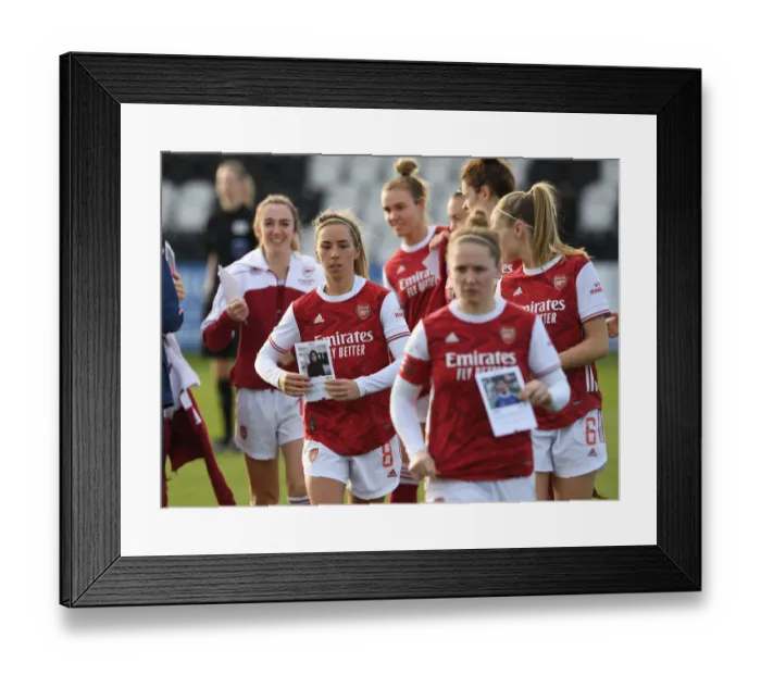Framed Print : Arsenal's Jordan Nobbs Supports Community Program Participant at Arsenal Women's Match vs Everton