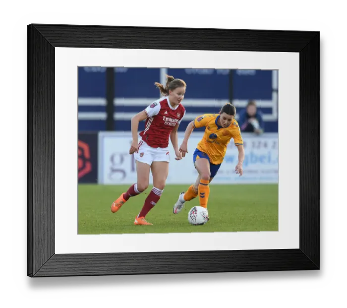Framed Print : Malin Gut in Action: Arsenal Women vs Everton Women, FA WSL 2020-21